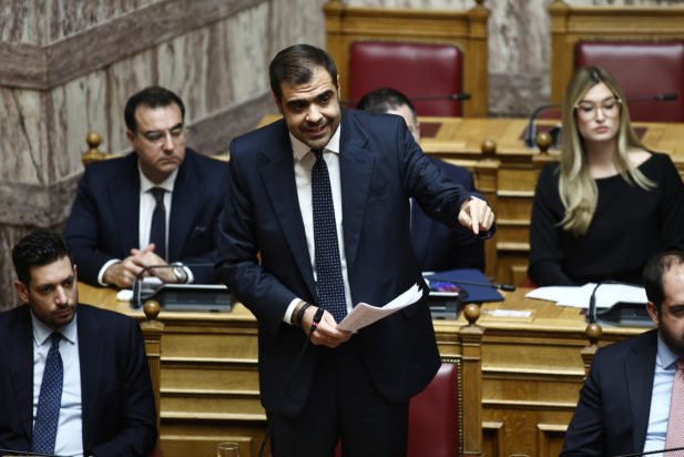 Μαρινάκης σε αντιπολίτευση: Τελείωσε το «λεφτά υπάρχουν», τελείωσε το «δώστα όλα»
