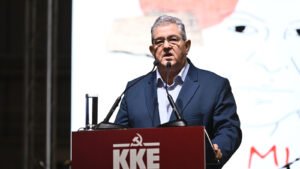 Δημήτρης Κουτσούμπας: Στεκόμαστε στο πλευρό των εργολαβικών εργαζομένων των ΕΛΠΕ Θεσσαλονίκης