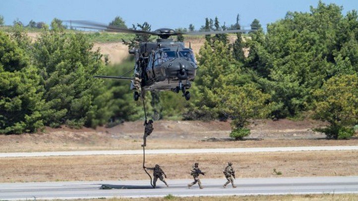 Τα ΝΗ-90 της Αεροπορίας Στρατού θα συνεχίσουν να πετούν, όχι όμως όλα