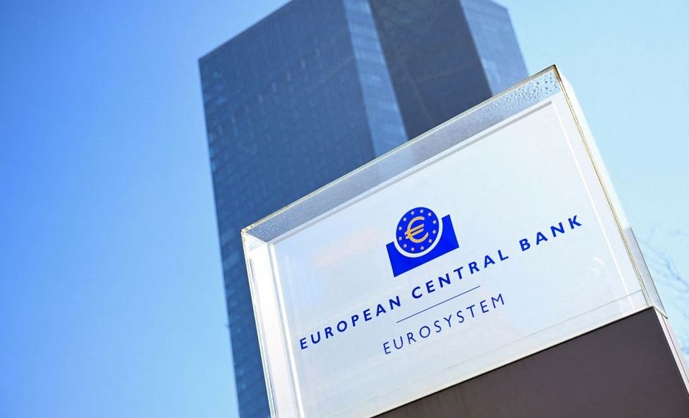 ΕΚΤ: Τα οφέλη για νοικοκυριά και επιχειρήσεις από τα σταθερά επιτόκια για ολόκληρο το 2026 – enikonomia.gr