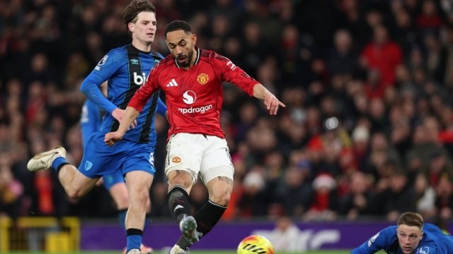 Ευρωπαϊκά πρωταθλήματα: Ματσάρα με οκτώ γκολ στο “Ολντ Τράφορντ”, γύρισε στις νίκες η Ρόμα