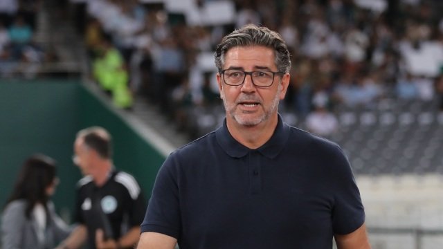 Ρουί Βιτόρια: Ταξίδι – έκπληξη στην Ελλάδα για τον πρώην τεχνικό του Παναθηναϊκού (Εικόνες)