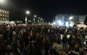 Συλλαλητήριο στο Σύνταγμα κατά του Προϋπολογισμού: «Φοροληστεία και προϋπολογισμός πολέμου»