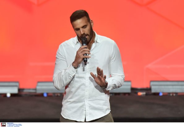 Νίκος Παππάς: Το παρασκήνιο της αποπομπής του – Οι μπουνιές, τα μηνύματα μετά την επίθεση και η διαγραφή από