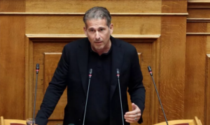 Διαμαντής Καραναστάσης: Του πήραν το δίπλωμα για ένα μήνα – Οδηγούσε υπό την επήρεια αλκοόλ
