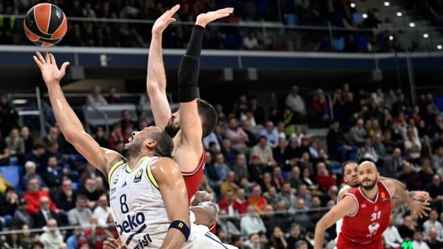 Euroleague: Πέρασε εμφατικά από το Μιλάνο η Φενερμπαχτσέ, ζορίστηκε κόντρα στην Παρί η Ρεάλ