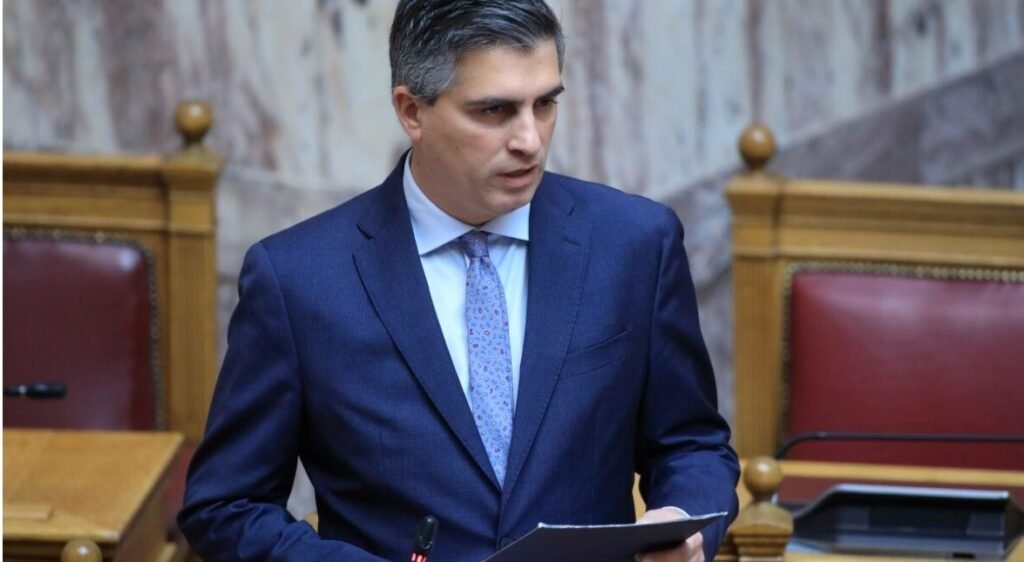 Χρήστος Δήμας: Στα 2,5 εκατ. ευρώ την ημέρα το κόστος από το άνοιγμα των διοδίων από τους αγρότες – Θα