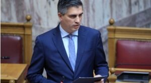 Χρήστος Δήμας: Στα 2,5 εκατ. ευρώ την ημέρα το κόστος από το άνοιγμα των διοδίων από τους αγρότες – Θα