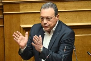 Φάμελλος: «Η πρόταση για τις εκλογές έχει να κάνει με το συμφέρον της χώρας»