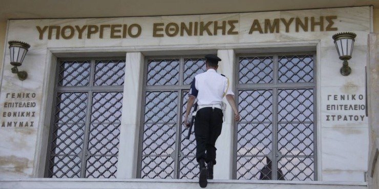 ΥΠΕΘΑ για αναβολές σε κατοίκους εξωτερικού: Ουδείς που σπουδάζει ή διαμένει ήδη στο εξωτερικό δεν θίγεται