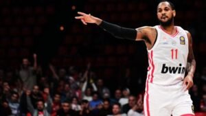 Μόρις για το ντεμπούτο του με τον Ολυμπιακό: “Ήμουν αγχωμένος, όμως σε κάθε παιχνίδι θα δίνω κάτι καλύτερο” (Βίντεο)