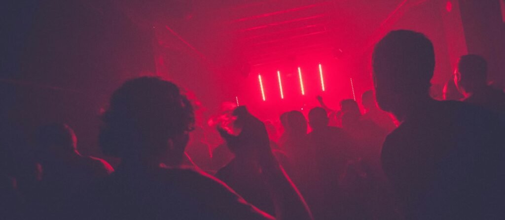 Φοροδιαφυγή: Διήμερο λουκέτο και «καμπάνα» 20.000 ευρώ σε club από την ΑΑΔΕ – enikonomia.gr