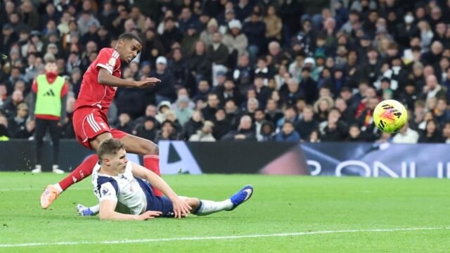 Λίβερπουλ: Πέρασε την πόρτα του χειρουργείου μετά το κάταγμα στο αριστερό πόδι ο Ισάκ!