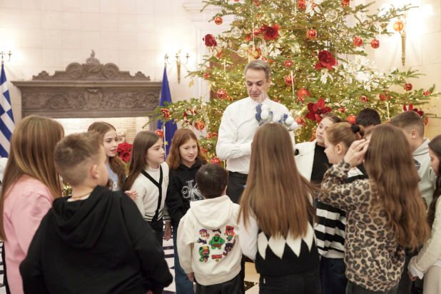 Κυριάκος Μητσοτάκης: Συνάντηση με μαθήτριες και μαθητές του μειονοτικού Δημοτικού Σχολείου Πάχνης Ξάνθης