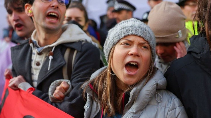 Συνελήφθη στο Λονδίνο η Γκρέτα Τούνμπεργκ