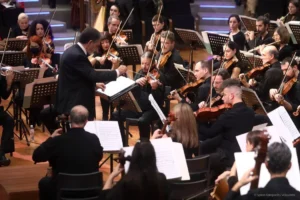 «Συμφωνικές βραδιές» της Φιλαρμόνιας Ορχήστρας Αθηνών στο Ωδείο Αθηνών