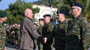 Απάντηση Δένδια στο τουρκικό υπουργείο Άμυνας: Η Ελλάδα δεν απειλεί κανέναν, αλλά είναι αποφασισμένη να