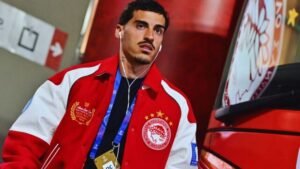 Τσικίνιο: Το υπέροχο βίντεο με την κόρη του να τραγουδά τον ύμνο του Ολυμπιακού και το μάθημα ελληνικών από τον Ρέτσο! (Βίντεο)