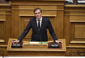 Μάντζος: «Συμφωνεί ο Πρωθυπουργός ότι οι διεθνείς κανόνες πρέπει να υποχωρούν μπροστά στο δίκαιο του ισχυρού;»