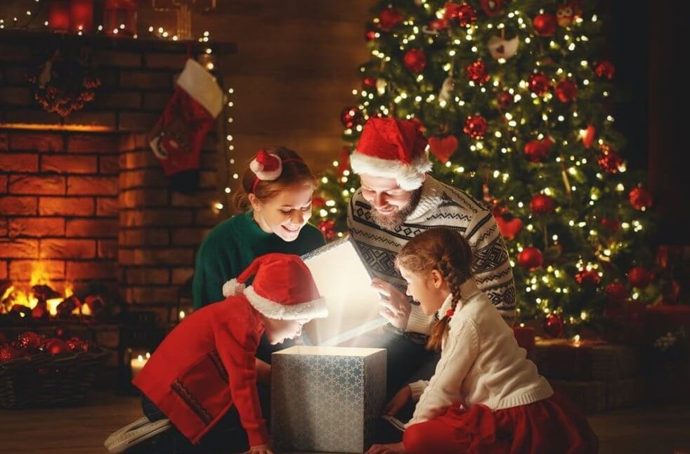 Πρωτοχρονιά: Πώς θα λειτουργήσει η αγορά την τελευταία ημέρα του χρόνου – Με το βλέμμα στις εκπτώσεις οι