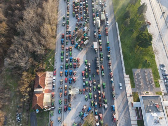 Αγροτικές κινητοποιήσεις: «Καρφιά» γαλάζιων στελεχών για το ΚΚΕ