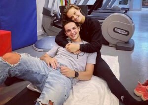 Κωνσταντίνος Μητσοτάκης: Έκανε πρόταση γάμου στη Μαρία Σάκκαρη – Η αποκάλυψη του Κυριάκου Μητσοτάκη για τον