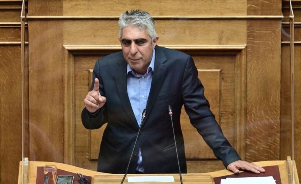 Γιώργος Τσίπρας: «Καρφιά» κατά του Νικόλα Φαραντούρη – «Περίεργο, δεν του φαινόταν, καθόλου πολιτικάντης…»