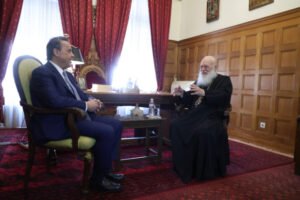 Συνάντηση Παπασταύρου με τον Αρχιεπίσκοπο Αθηνών – «Πολύ γρήγορα θα γίνει ένα μεγάλο έργο αγάπης για τους