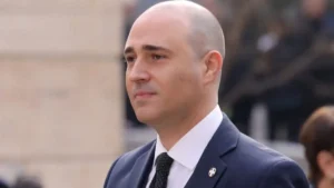 Μπογδάνος: «Ο Δένδιας κατσάδιασε τον Καιρίδη για τα μάτια της Κωνσταντοπούλου» – Τι απάντησε για την