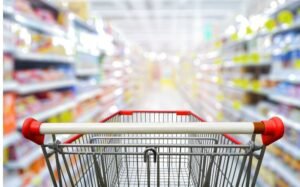 Σούπερ μάρκετ: Σε ποια προϊόντα αυξήθηκαν οι τιμές τον Δεκέμβριο του 2025 και σε ποια μειώθηκαν -Δείτε