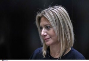 Μαρία Καρυστιανού: «Το Σύνταγμα της χώρας έχει μετατραπεί σε ”κουρελόχαρτο”» – Τι