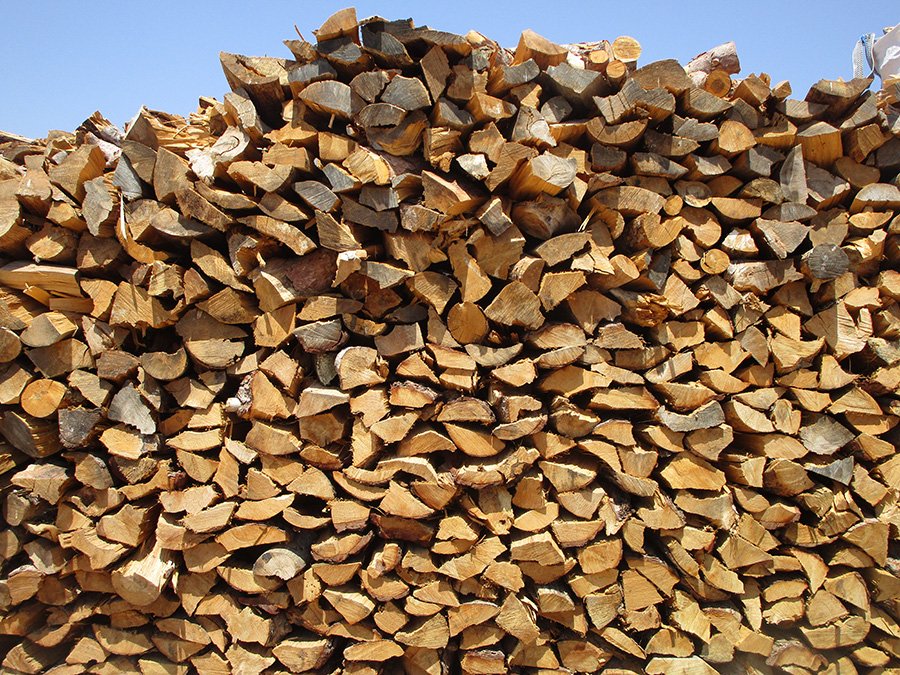 Κόστος θέρμανσης: Πώς διαμορφώνονται οι τιμές σε καυσόξυλα και πετρέλαιο – enikonomia.gr