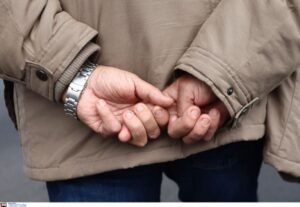 Συντάξεις: Ολοταχώς προς νέο ρεκόρ συνταξιοδοτήσεων το 2025 – Οι βασικοί λόγοι – enikonomia.gr