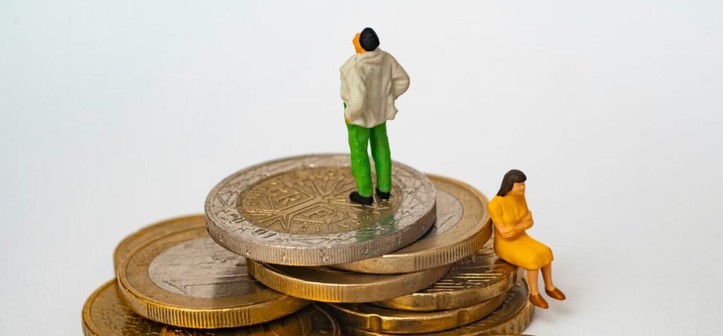 Αναδρομικά έως 8.000 ευρώ σε συνταξιούχους: Ποιοι θα τα λάβουν – enikonomia.gr