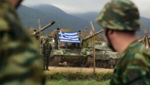 Έκτακτες κρίσεις Συνταγματαρχών Όπλων στο Στρατό Ξηράς