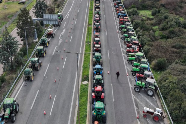 Νέα σύσκεψη κυβερνητικού κλιμακίου με εκπροσώπους των αγροτών αύριο – Τα θέματα που θα συζητηθούν