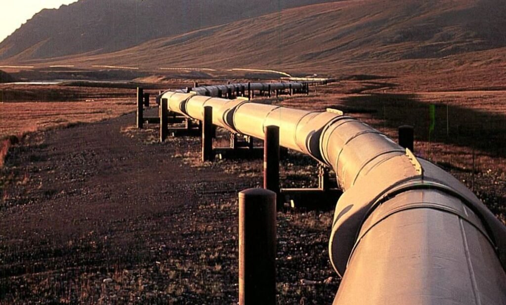 «Κάθετος διάδρομος» και στο πετρέλαιο: Σε λειτουργία ύστερα από 13 χρόνια ο αγωγός Θεσσαλονίκης – Σκοπίων –