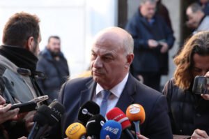 Τσιάρας για μπλόκα: «Η κυβέρνηση έχει εξαντλήσει τα περιθώρια διαλόγου – Η κοινωνία δεν μπορεί να