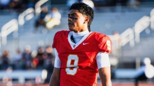 O 17χρονος Τζόνσον είναι το νέο αστέρι του αμερικανικού ποδοσφαίρου – Τρέχει με 36,5 χλμ την ώρα (Βίντεο)