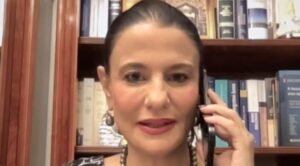 Γρατσία για κόμμα Καρυστιανού: «Δεν υπάρχουν τα γνωστά καπέλα δεξιά, αριστερά και τέτοιου είδους