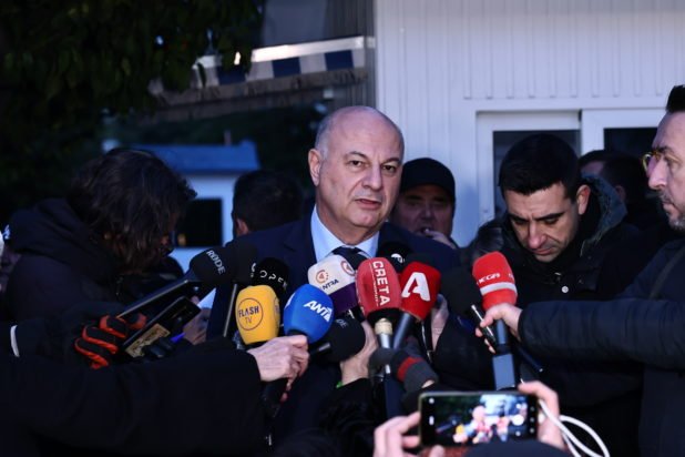 Τσιάρας: Καλή και παραγωγική η συζήτηση με τους αγρότες – Εύχομαι και ελπίζω από εδώ και πέρα να πρυτανεύσει