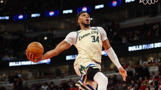 NBA All-Star Game: Γράφει ιστορία ο Γιάννης Αντετοκούνμπο με την “βοήθεια” των φιλάθλων