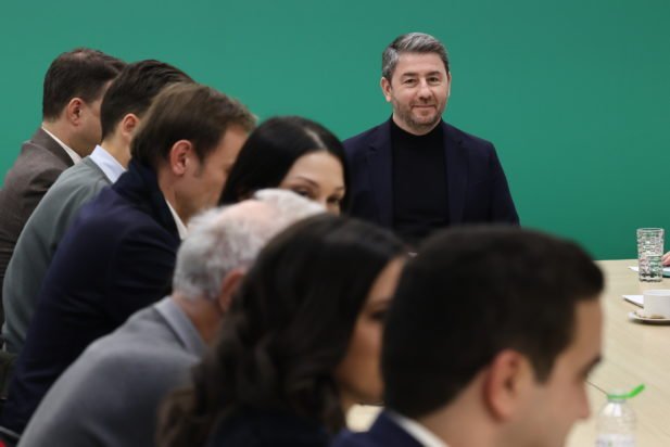 Ανδρουλάκης: Στις 27-29 Μαρτίου το Συνέδριο του ΠΑΣΟΚ – Ζήτησε δουλειά και όχι επικοινωνία