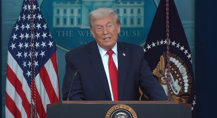 Συνέντευξη Τραμπ: «Ήταν μια εκπληκτική χρονιά» – 365 νίκες σε 365 ημέρες