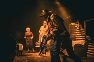 «Το ψέμα του μυαλού» του Σαμ Σέπαρντ στο Σύγχρονο Θέατρο