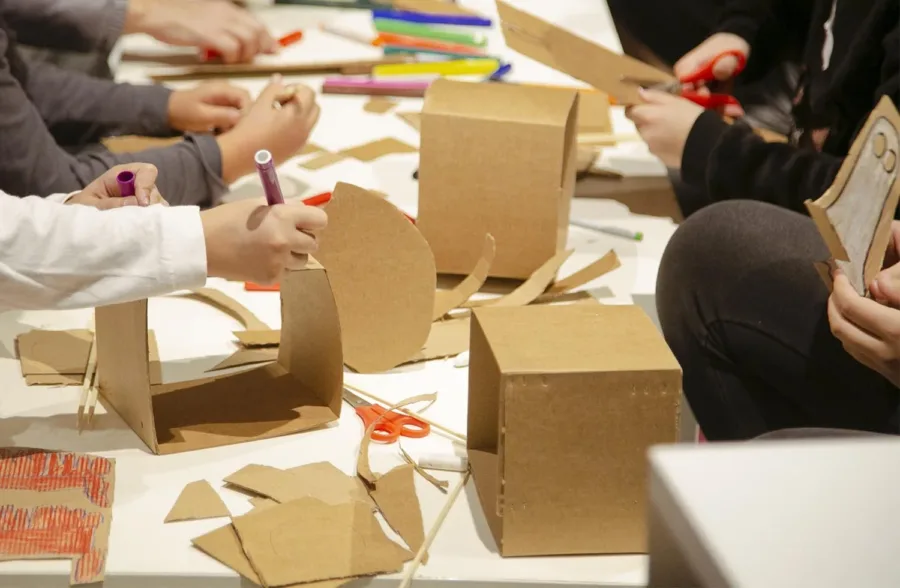 Εικαστικά εργαστήρια για παιδιά στο Βιομηχανικό Μουσείο Φωταερίου