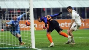 Ευρωπαϊκά πρωταθλήματα: Ανατροπή με εξάρα για την Ίντερ, “ανάσανε” στις καθυστερήσεις η Λεβάντε