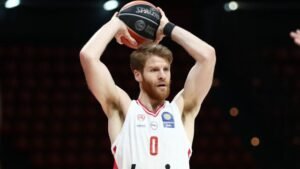 Ολυμπιακός: Έμεινε εκτός αποστολής ο Τόμας Γουόκαπ και οι “ερυθρόλευκοι” ταξιδεύουν χωρίς πλέι μέικερ στην Ρόδο!