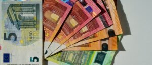 Προϋπολογισμός: Άνω των 8 δισ. ευρώ το πρωτογενές πλεόνασμα το 2025 – Ποιοι φόροι υπεραπέδωσαν – enikonomia.gr