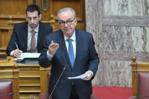 Παπαθανάσης για νέο πρόγραμμα «Ανακαινίζω»: Περί τον Μάιο ανοίγει η πλατφόρμα για τις αιτήσεις-Τι είπε παλιό